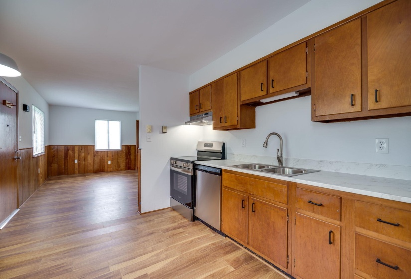 15-web-or-mls-105-middle-st