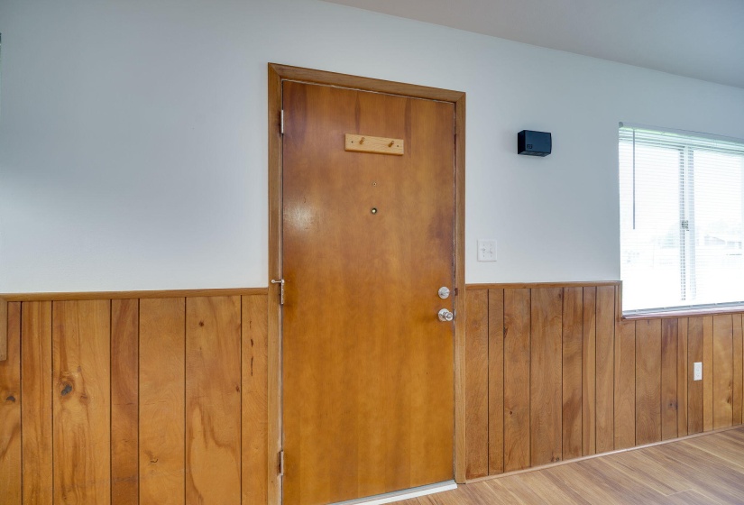 8-web-or-mls-105-middle-st