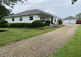 1960 State Route 571, Greenville, Ohio 45331, 2 Bedrooms Bedrooms, ,1 BathroomBathrooms,Residential,For Sale,State Route 571,1039496