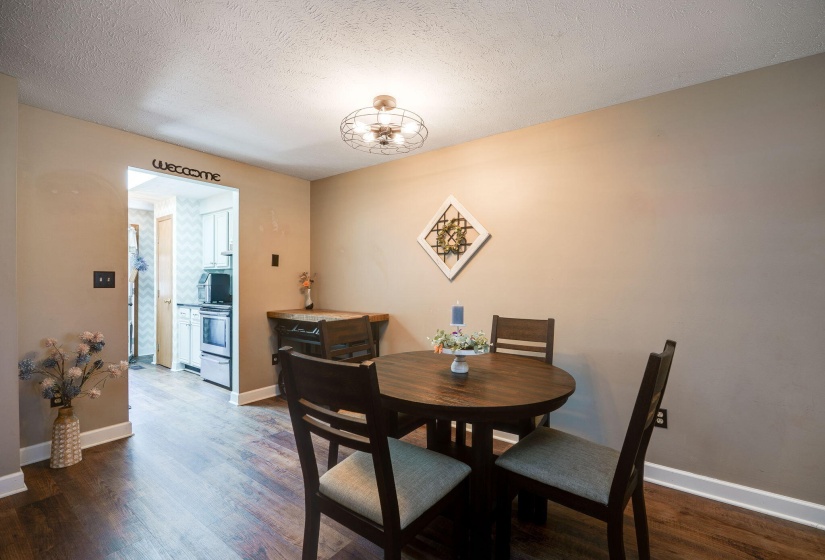 10-web-or-mls-4212-midfield-st