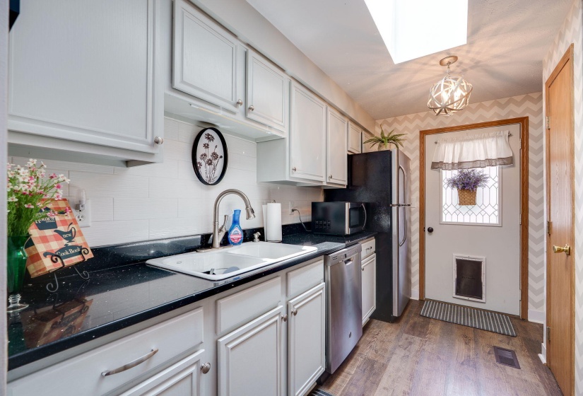 13-web-or-mls-4212-midfield-st