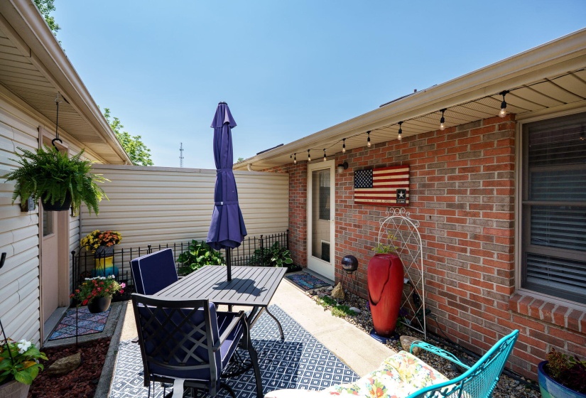 29-web-or-mls-4212-midfield-st