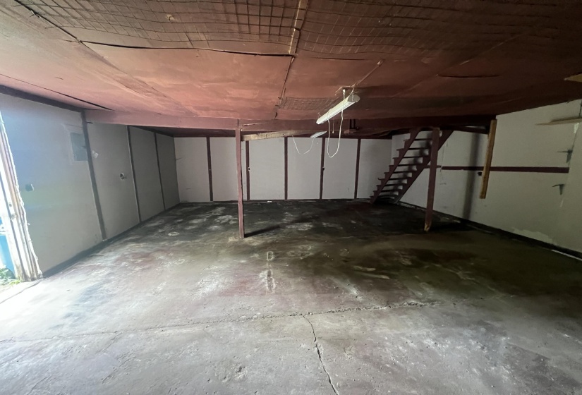 Garage/Outbuilding Downstairs