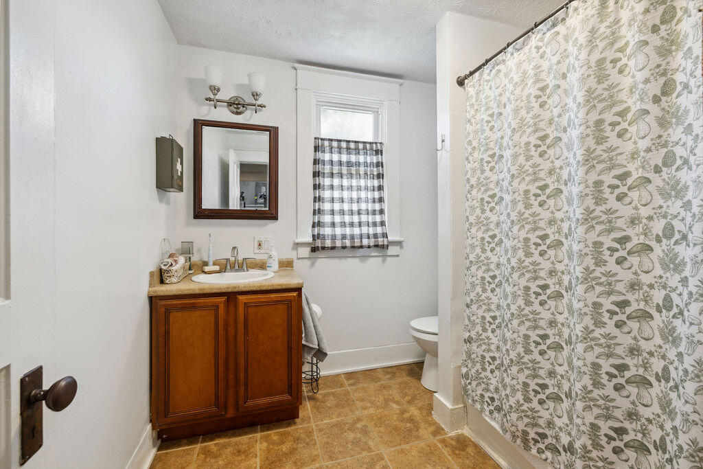 576 Church Street, Urbana, Ohio 43078
