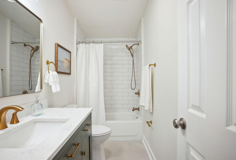26-web-or-mls-11579-cooper-ave