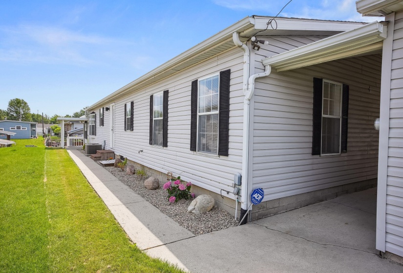 59-web-or-mls-11579-cooper-ave