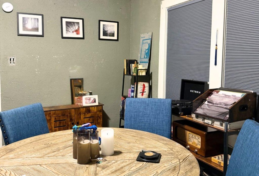 Dining room 1639
