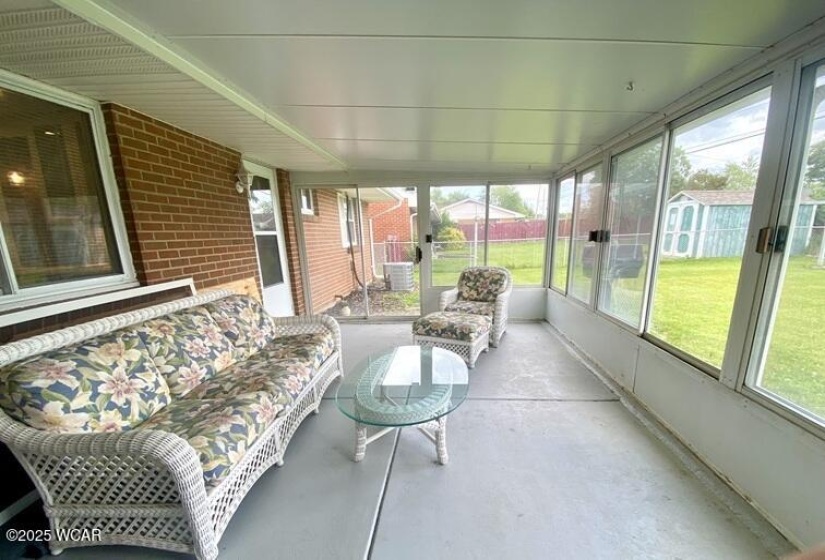 613 Meadowbrook Drive, Lima, Ohio, 3 Bedrooms Bedrooms, ,1 BathroomBathrooms,Residential,For Sale,Meadowbrook,307444