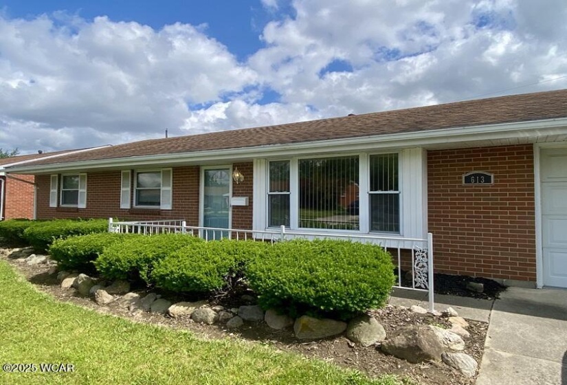 613 Meadowbrook Drive, Lima, Ohio, 3 Bedrooms Bedrooms, ,1 BathroomBathrooms,Residential,For Sale,Meadowbrook,307444