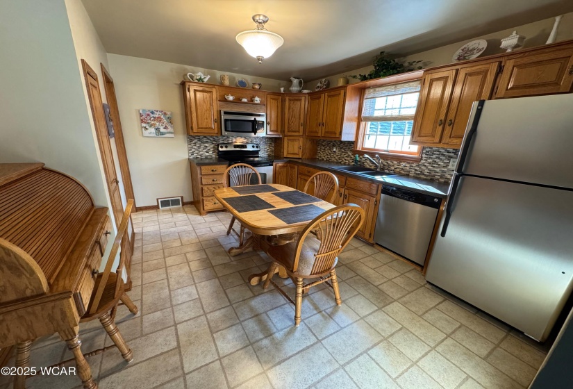 242 Main Street Street, Ottawa, Ohio, 3 Bedrooms Bedrooms, ,2 BathroomsBathrooms,Residential,For Sale,Main Street,307448