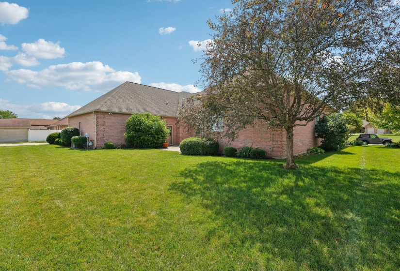 43-web-or-mls-Circle Dr-2006-043