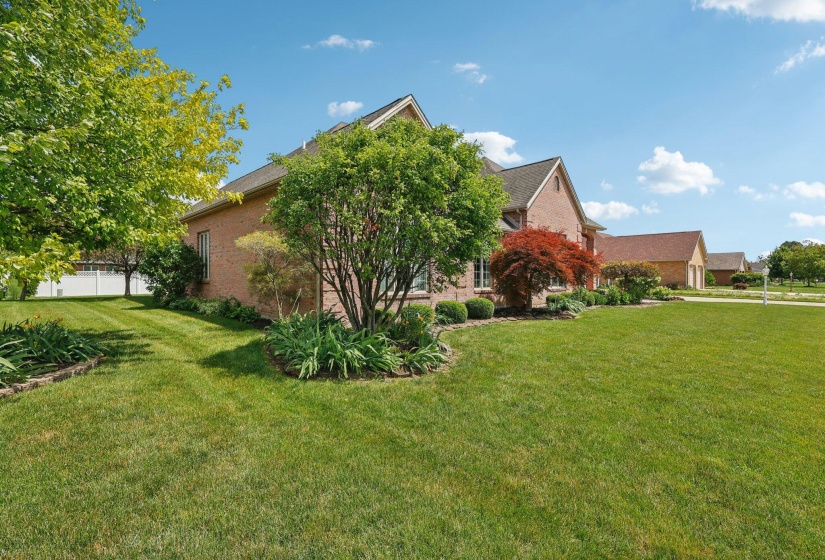 48-web-or-mls-Circle Dr-2006-048