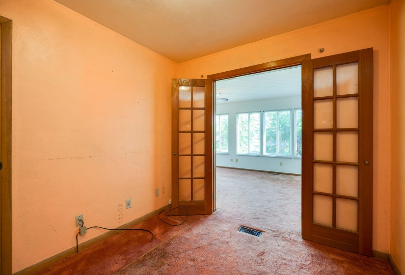 19-web-or-mls-524-rosewood-ave