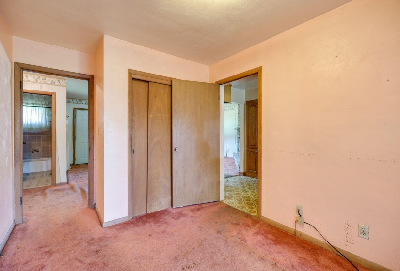 20-web-or-mls-524-rosewood-ave