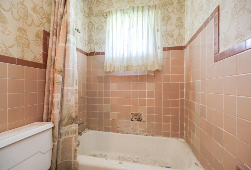 25-web-or-mls-524-rosewood-ave