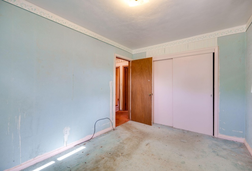 27-web-or-mls-524-rosewood-ave