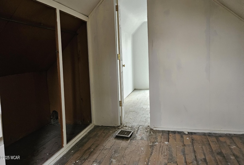 820 Main Street, Lima, Ohio, 3 Bedrooms Bedrooms, ,1 BathroomBathrooms,Residential,For Sale,Main,307453