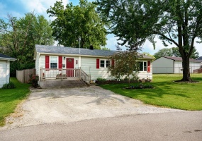 238 Kentucky Avenue, Wilmington, Ohio 45177, 2 Bedrooms Bedrooms, ,1 BathroomBathrooms,Residential,For Sale,Kentucky,1039218