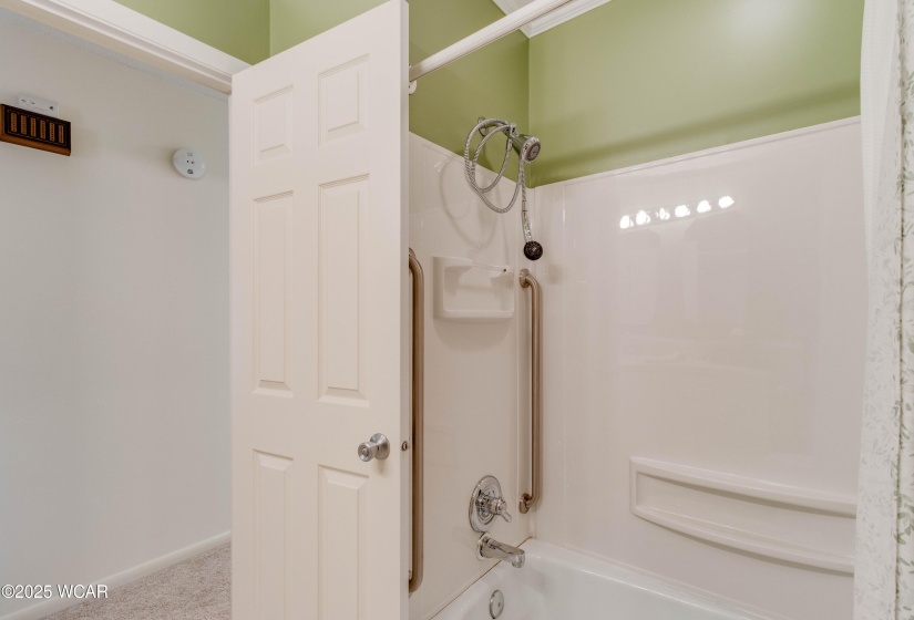 5295 East Road, Lima, Ohio, 3 Bedrooms Bedrooms, ,2 BathroomsBathrooms,Residential,For Sale,East,306774