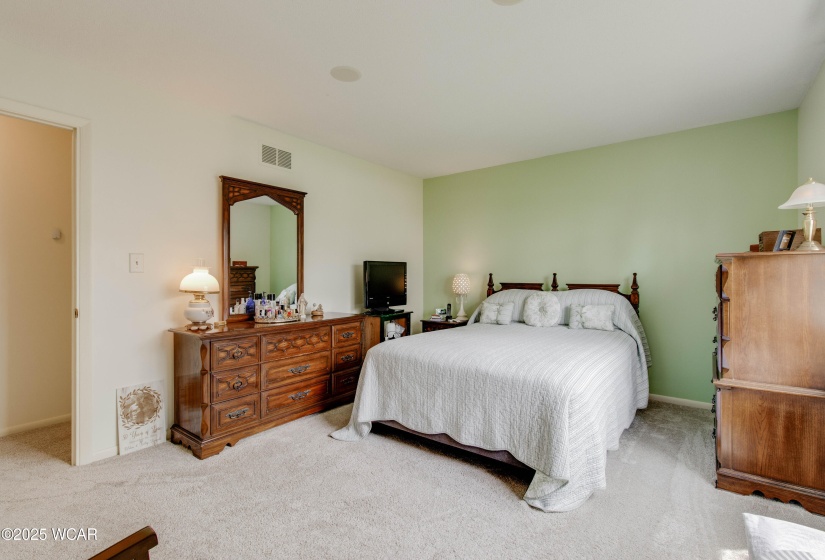 5295 East Road, Lima, Ohio, 3 Bedrooms Bedrooms, ,2 BathroomsBathrooms,Residential,For Sale,East,306774