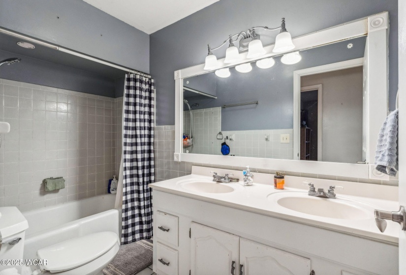 1617 Pro Drive, Lima, Ohio, 3 Bedrooms Bedrooms, ,2 BathroomsBathrooms,Residential,For Sale,Pro,306734