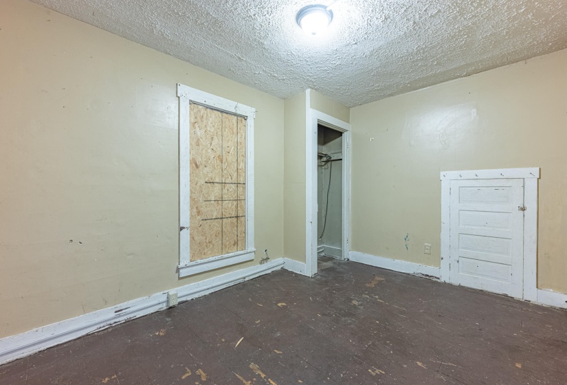 1322 Linden-17
