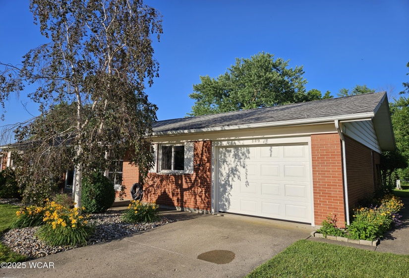 309 Dogwood Drive, Celina, Ohio, 3 Bedrooms Bedrooms, ,2 BathroomsBathrooms,Residential,For Sale,Dogwood,307454