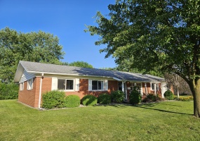 309 Dogwood Drive, Celina, Ohio 45822, 3 Bedrooms Bedrooms, ,2 BathroomsBathrooms,Residential,For Sale,Dogwood,1039567