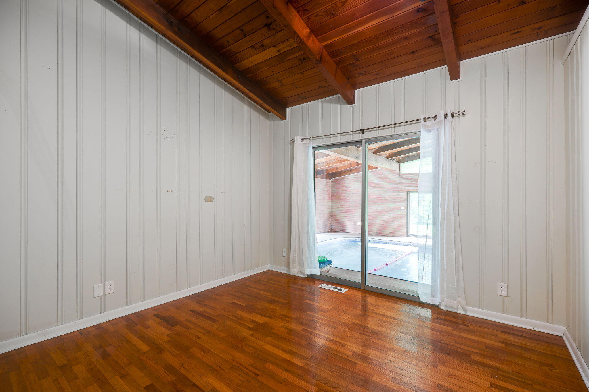 761 Dorchester Drive, Springfield, Ohio 45506