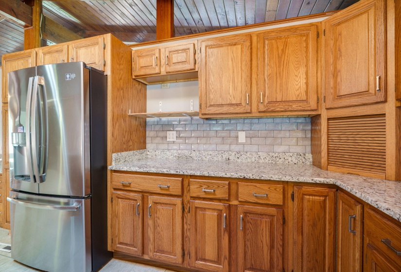 19-web-or-mls-761-dorchester-dr