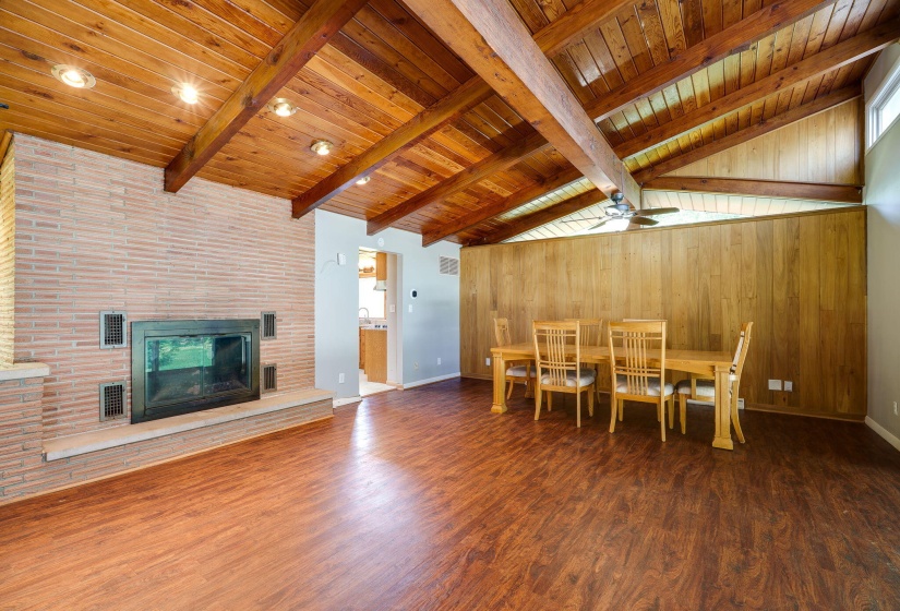 24-web-or-mls-761-dorchester-dr