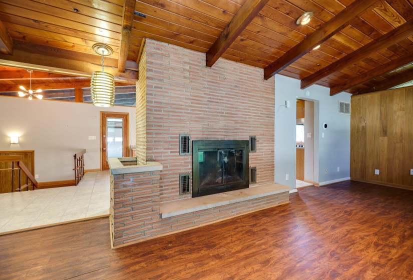 25-web-or-mls-761-dorchester-dr