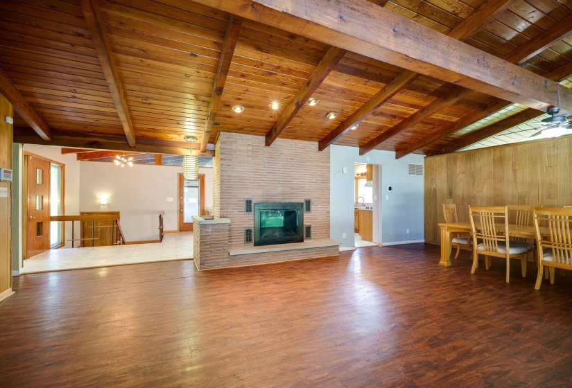 27-web-or-mls-761-dorchester-dr