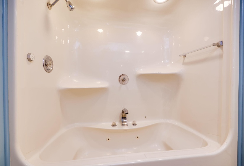 34-web-or-mls-761-dorchester-dr