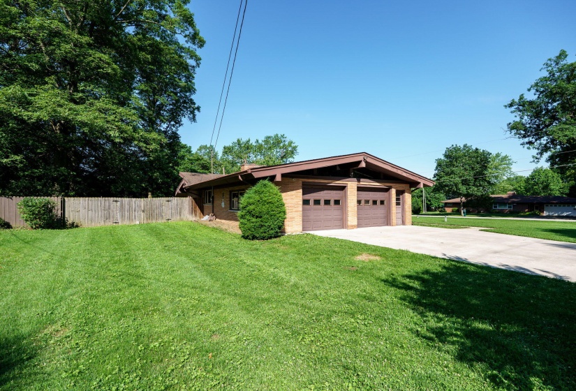 8-web-or-mls-761-dorchester-dr