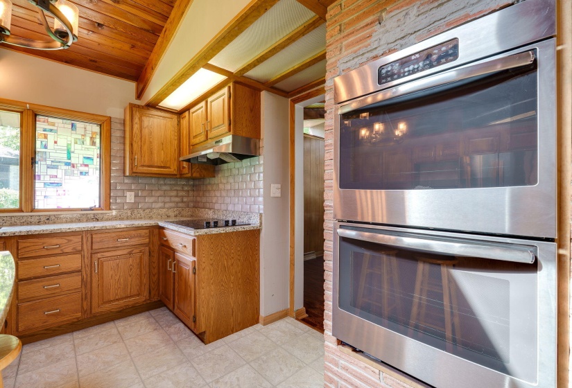 14-web-or-mls-761-dorchester-dr