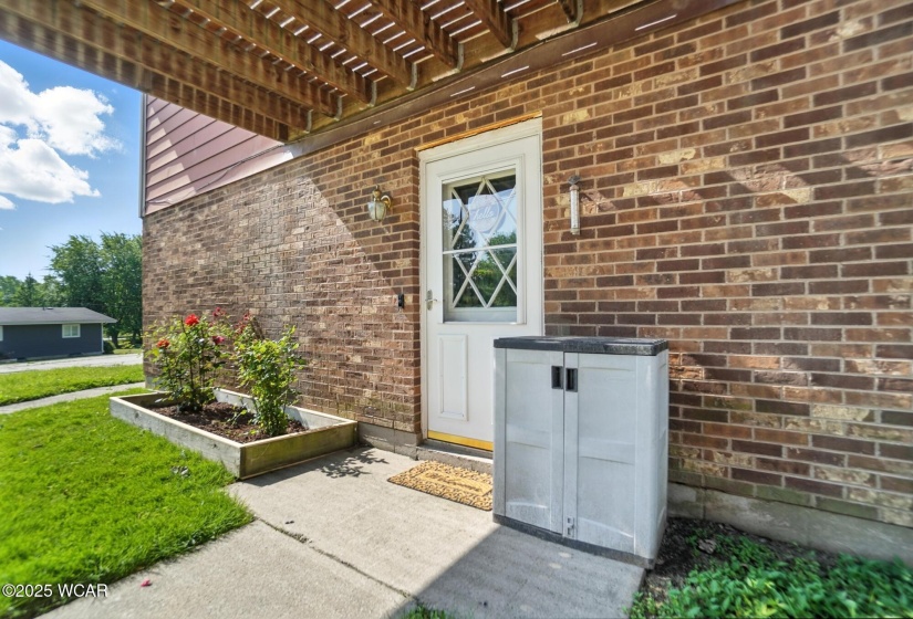 591 Monticello Avenue, Lima, Ohio, 2 Bedrooms Bedrooms, ,1 BathroomBathrooms,Residential,For Sale,Monticello,307456
