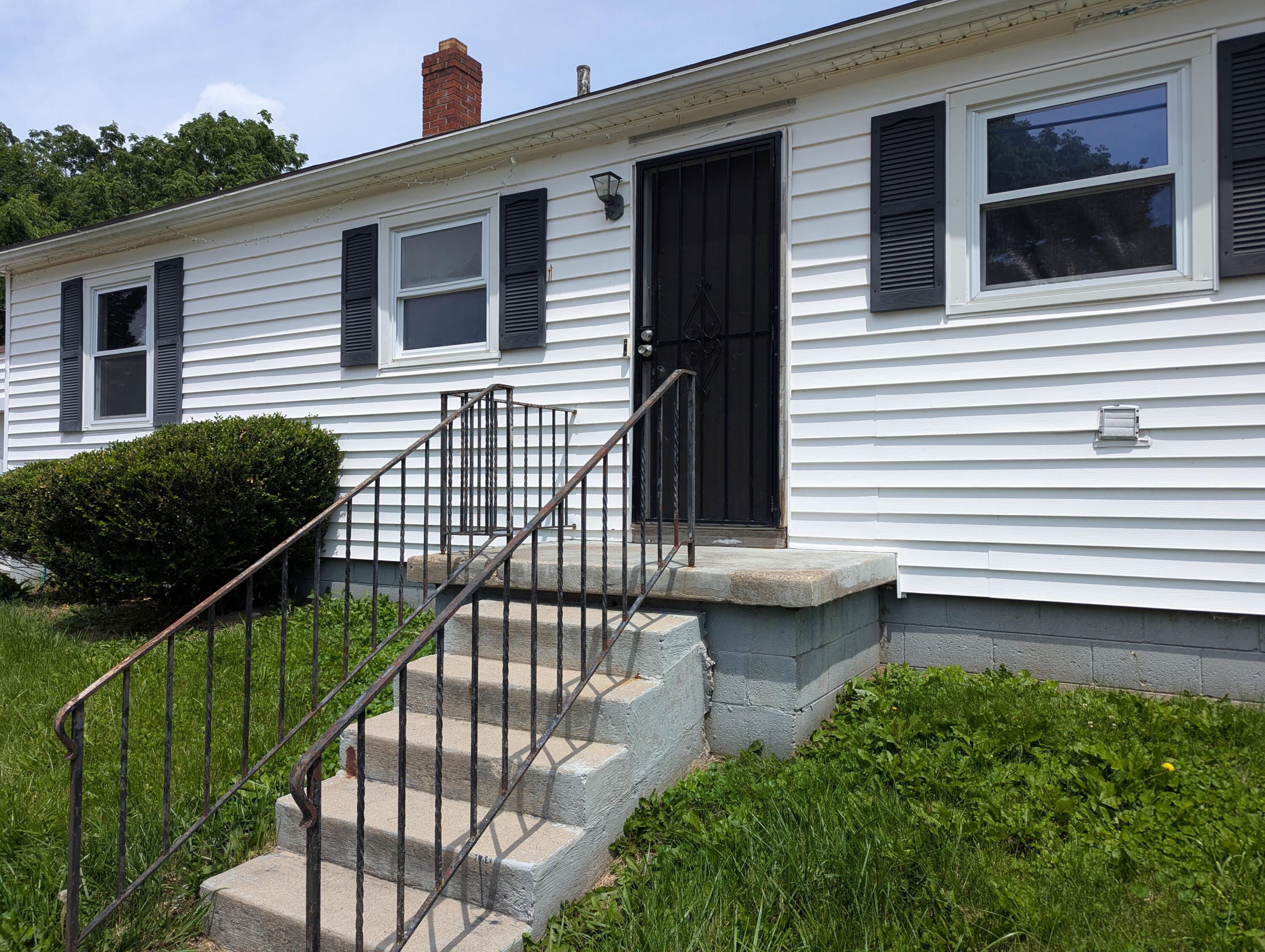 702 Madison Avenue, Springfield, Ohio 45503