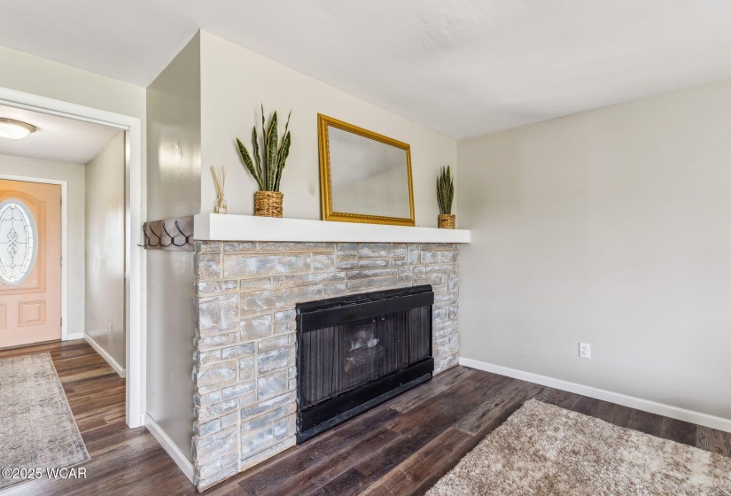 209 Barnsbury Drive, Lima, Ohio, 3 Bedrooms Bedrooms, ,3 BathroomsBathrooms,Residential,For Sale,Barnsbury,307462