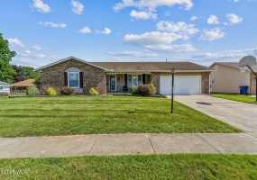 209 Barnsbury Drive, Lima, Ohio, 3 Bedrooms Bedrooms, ,3 BathroomsBathrooms,Residential,For Sale,Barnsbury,307462