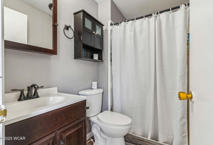 209 Barnsbury Drive, Lima, Ohio, 3 Bedrooms Bedrooms, ,3 BathroomsBathrooms,Residential,For Sale,Barnsbury,307462