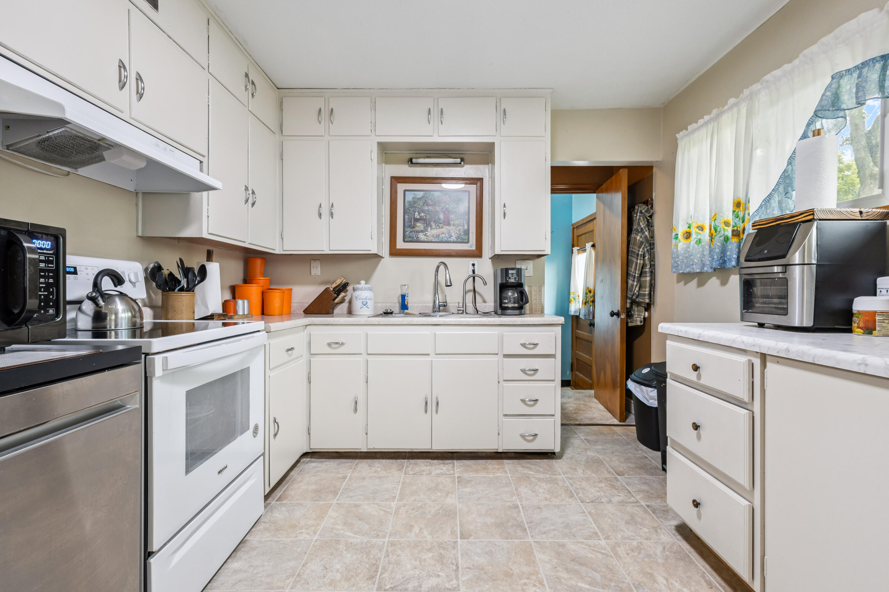 303 Sunset Drive, Piqua, Ohio 45356