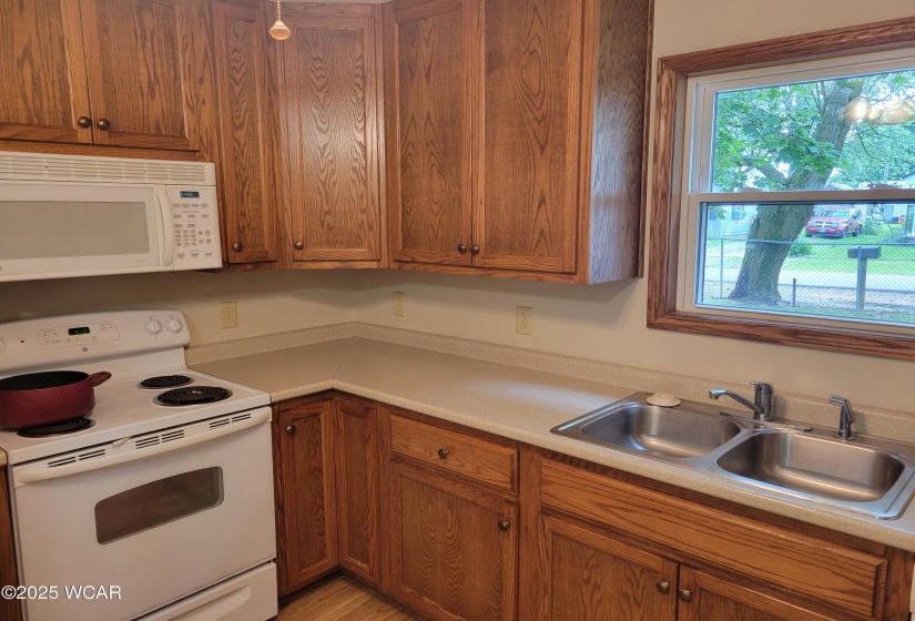 440 Edwards Street, Ada, Ohio, 3 Bedrooms Bedrooms, ,2 BathroomsBathrooms,Residential,For Sale,Edwards,307474