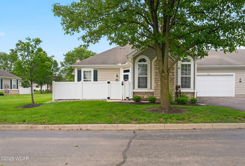 4655 Cobblestone Drive, Tipp City, Ohio, 2 Bedrooms Bedrooms, ,2 BathroomsBathrooms,Residential,For Sale,Cobblestone,307475