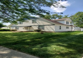 243 Wayne Street, Saint Marys, Ohio 45885, 5 Bedrooms Bedrooms, ,3 BathroomsBathrooms,Residential,For Sale,Wayne,1039604
