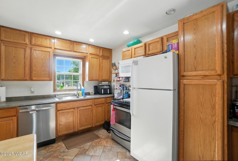 212 Cherry Street, Saint Marys, Ohio, 3 Bedrooms Bedrooms, ,1 BathroomBathrooms,Residential,For Sale,Cherry,307484