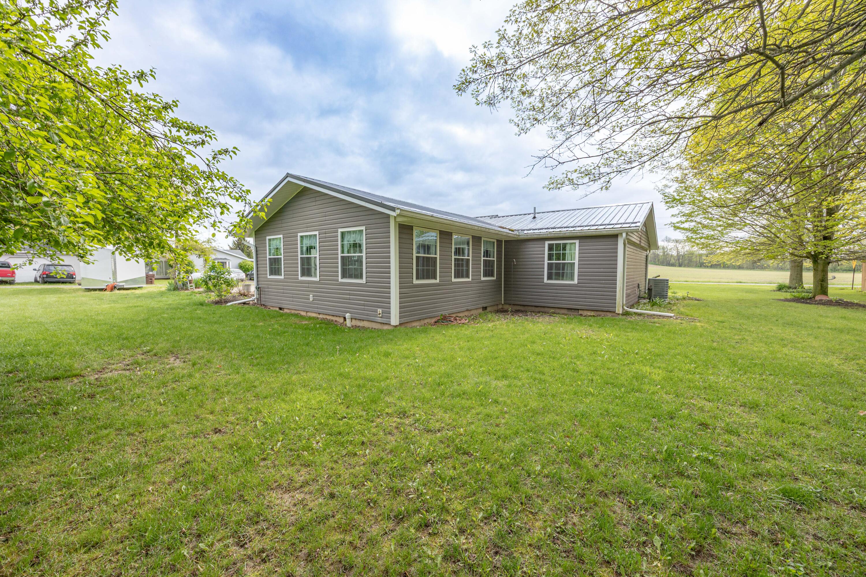 16949 Township Road 39, Belle Center, Ohio 43310