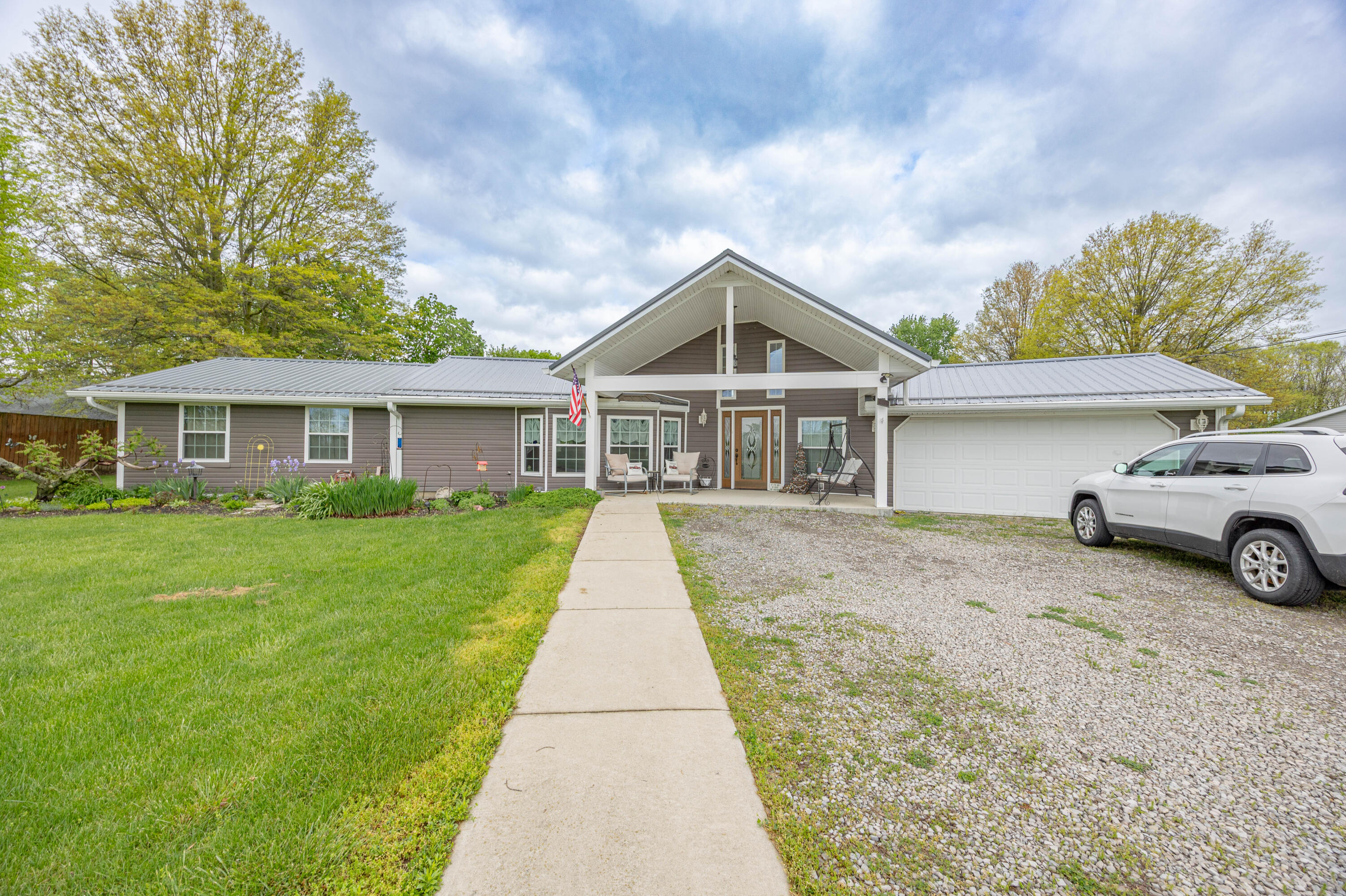 16949 Township Road 39, Belle Center, Ohio 43310