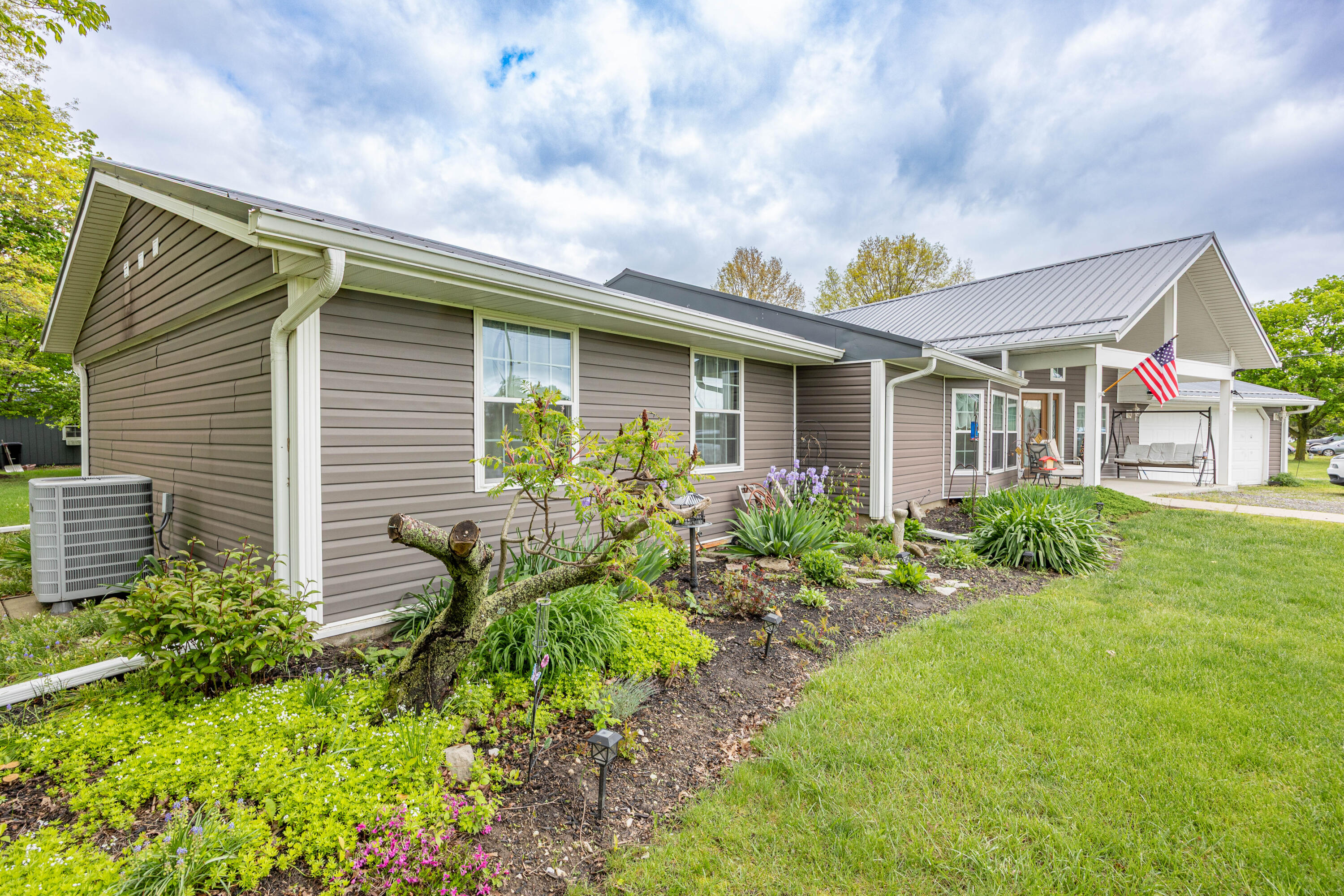 16949 Township Road 39, Belle Center, Ohio 43310