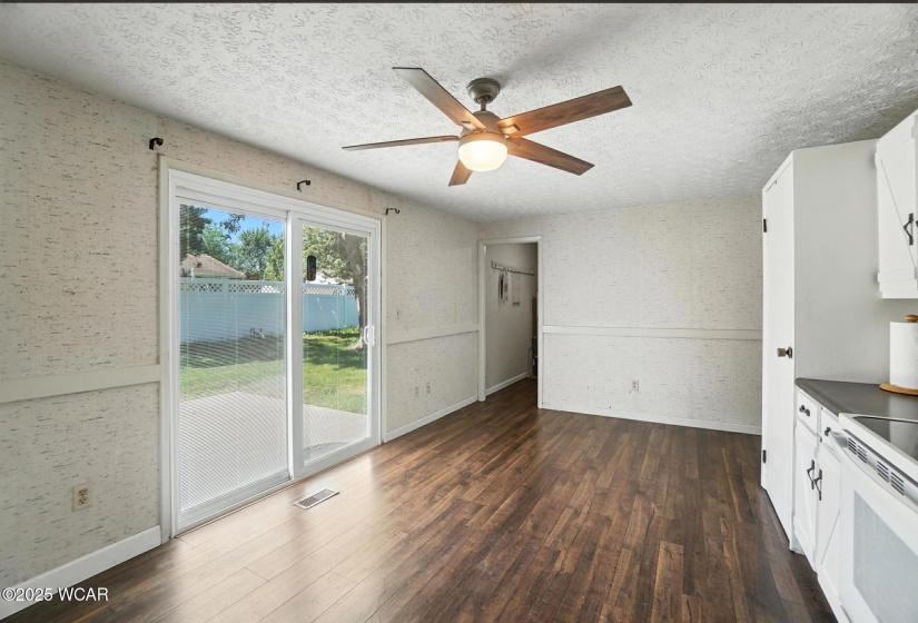 801 Daisy Drive, Wapakoneta, Ohio, 3 Bedrooms Bedrooms, ,2 BathroomsBathrooms,Residential,For Sale,Daisy,307487